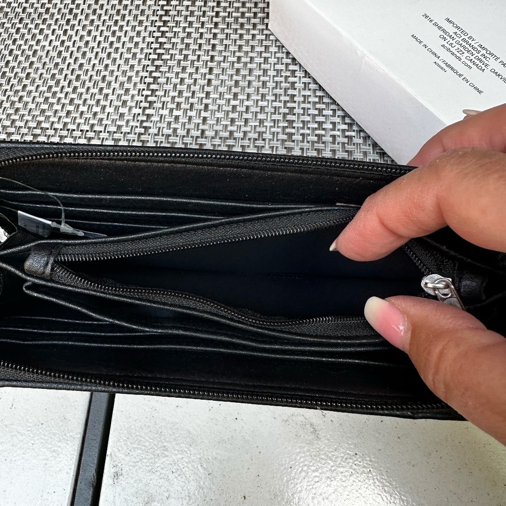 Buffalo David Bitton New Black Wallet - Picture 7 of 11